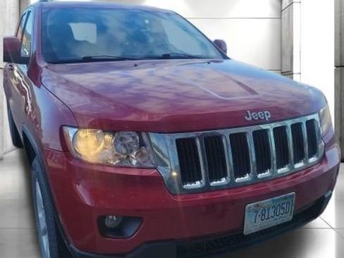 Used 2011 Jeep Grand Cherokee Laredo AWD/4WD image 1