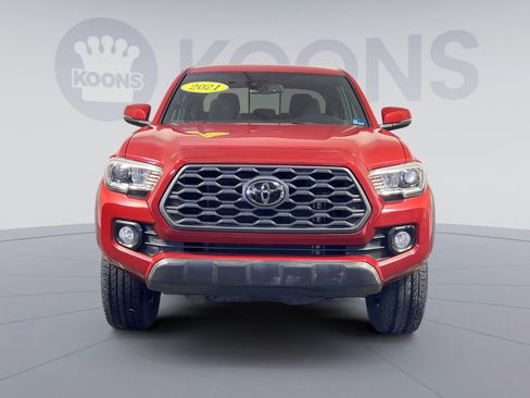 Used 2021 Toyota Tacoma TRD Off-Road w/ Technology Package image 11