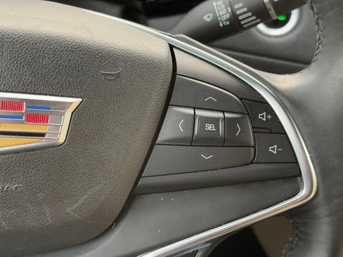 Used 2017 Cadillac XT5 Base image 19