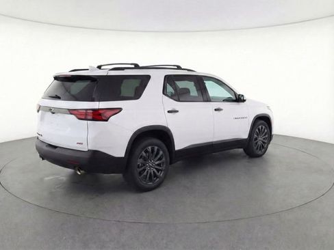 Used 2023 Chevrolet Traverse RS image 6
