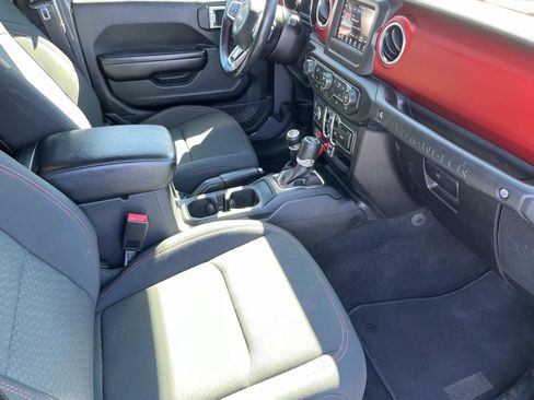 Used 2021 Jeep Wrangler Unlimited Rubicon image 25