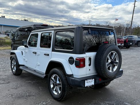 Used 2018 Jeep Wrangler Unlimited Sahara w/ Dual Top Group image 4