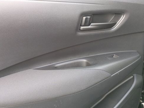 Used 2025 Toyota Corolla LE image 26