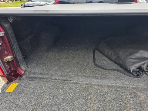 Used 2019 RAM 1500 Laramie AWD/4WD image 7