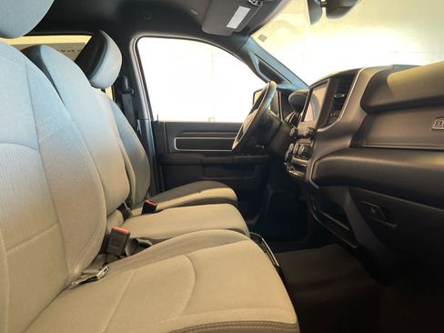 Used 2024 RAM 2500 Big Horn w/ Bed Utility Group image 26