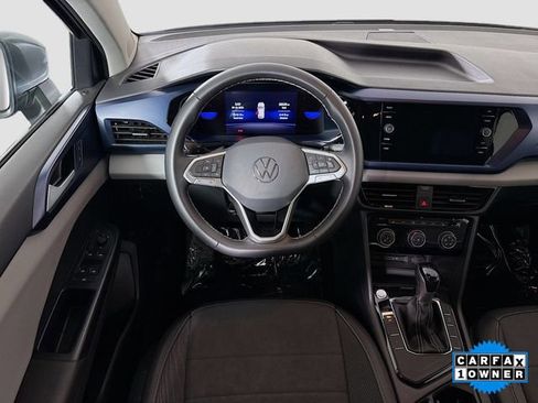 Used 2023 Volkswagen Taos SE image 21