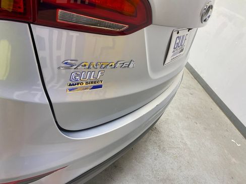 Used 2018 Hyundai Santa Fe Sport w/ 2.4L Value Package 02 AWD/4WD image 16