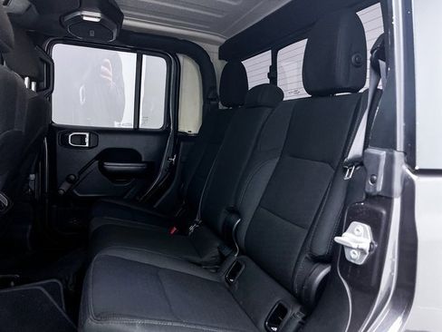 Used 2020 Jeep Gladiator Sport w/ Trailer Tow Package image 30