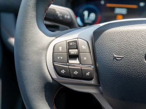 New 2026 Ford Explorer Active AWD/4WD image 16