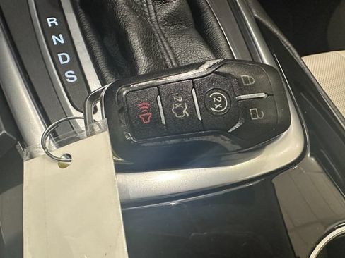Used 2016 Ford Edge Titanium w/ Equipment Group 301A AWD/4WD image 20