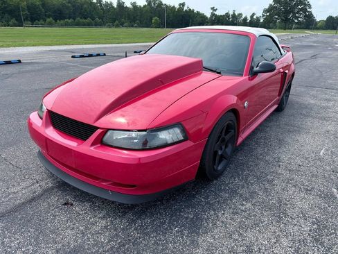 Used 2004 Ford Mustang GT RWD image 15