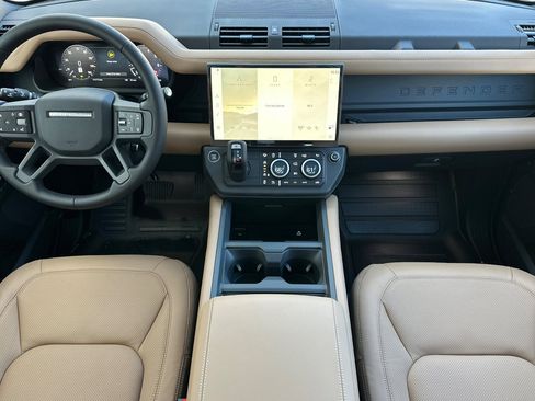 New 2026 Land Rover Defender 110 X-Dynamic SE image 12