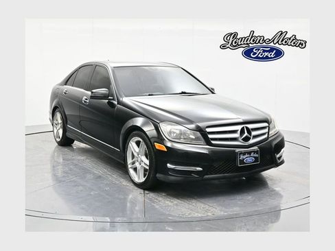 Used 2013 Mercedes-Benz C 300 4MATIC Sedan image 1