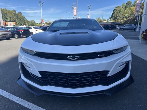 Used 2023 Chevrolet Camaro SS image 3