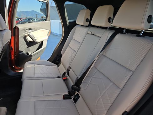 Used 2025 BMW X1 xDrive28i w/ Technology Package image 14