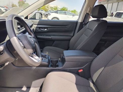 Used 2025 Honda CR-V LX image 13