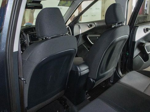 Used 2024 Kia Soul LX w/ Option Group 015 image 9