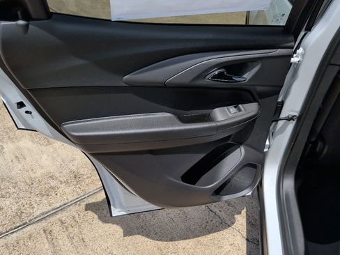 New 2026 Chevrolet TrailBlazer LS FWD image 30