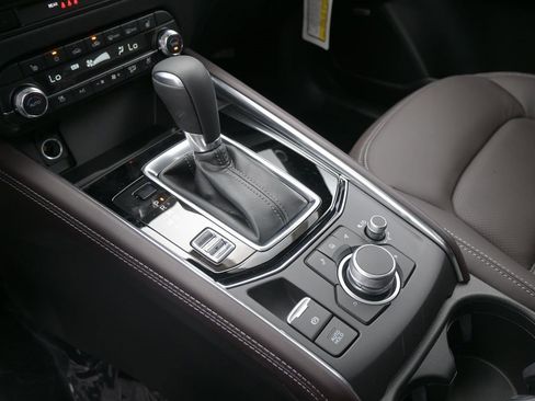 Used 2024 MAZDA CX-5 Signature image 17