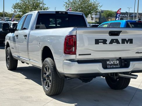 New 2026 RAM 2500 Big Horn AWD/4WD image 5