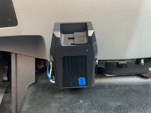 Used 2012 Ford F550 4x4 Regular Cab Super Duty w/ Payload Upgrade Pkg image 18