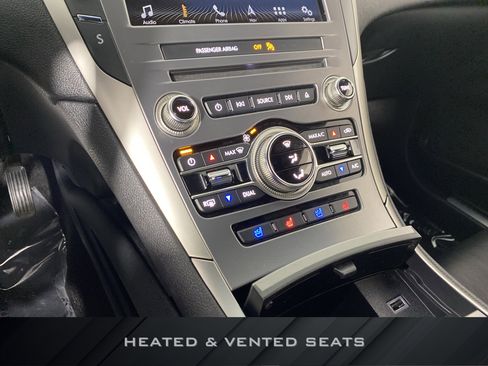 Used 2017 Lincoln MKZ Reserve FWD image 6