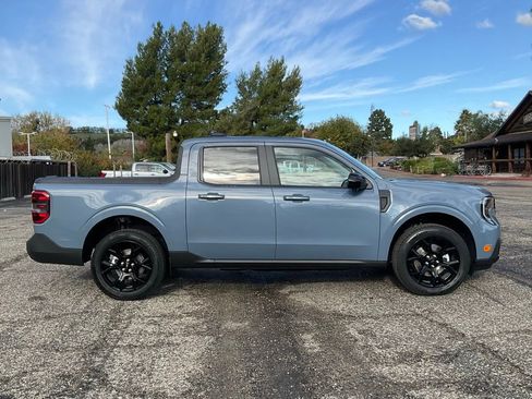 New 2025 Ford Maverick Lariat w/ Black Appearance Package image 7