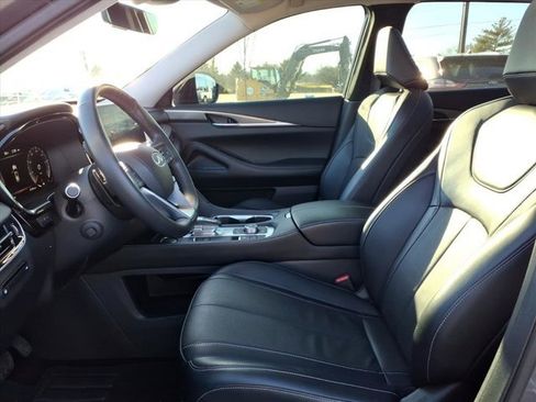 Used 2023 INFINITI QX60 Luxe image 25