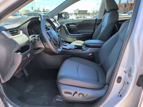 Used 2019 Toyota Highlander XLE AWD/4WD image 13