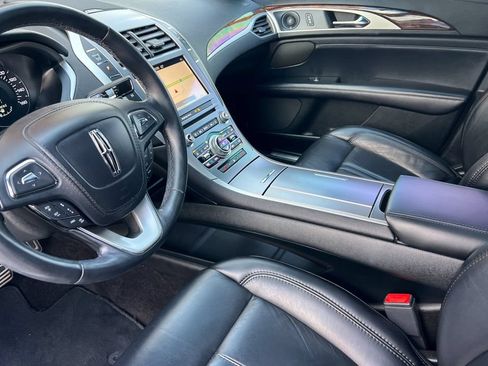 Used 2019 Lincoln MKZ Reserve w/ Reserve Plus Package FWD image 13