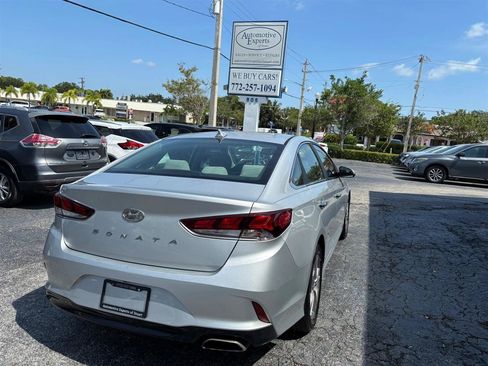 Used 2019 Hyundai Sonata SEL w/ Tech Package 02 FWD image 5
