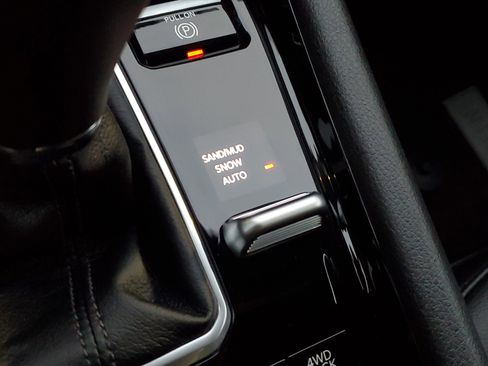 New 2026 Jeep Compass Latitude image 28