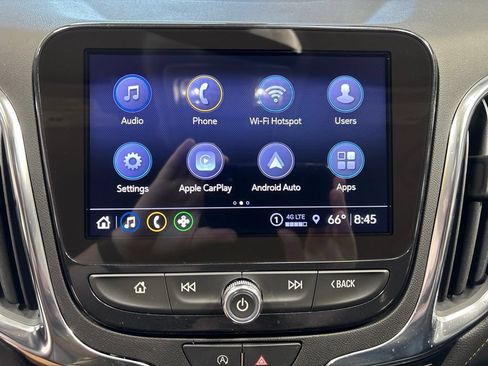Used 2024 Chevrolet Equinox Premier AWD/4WD image 17