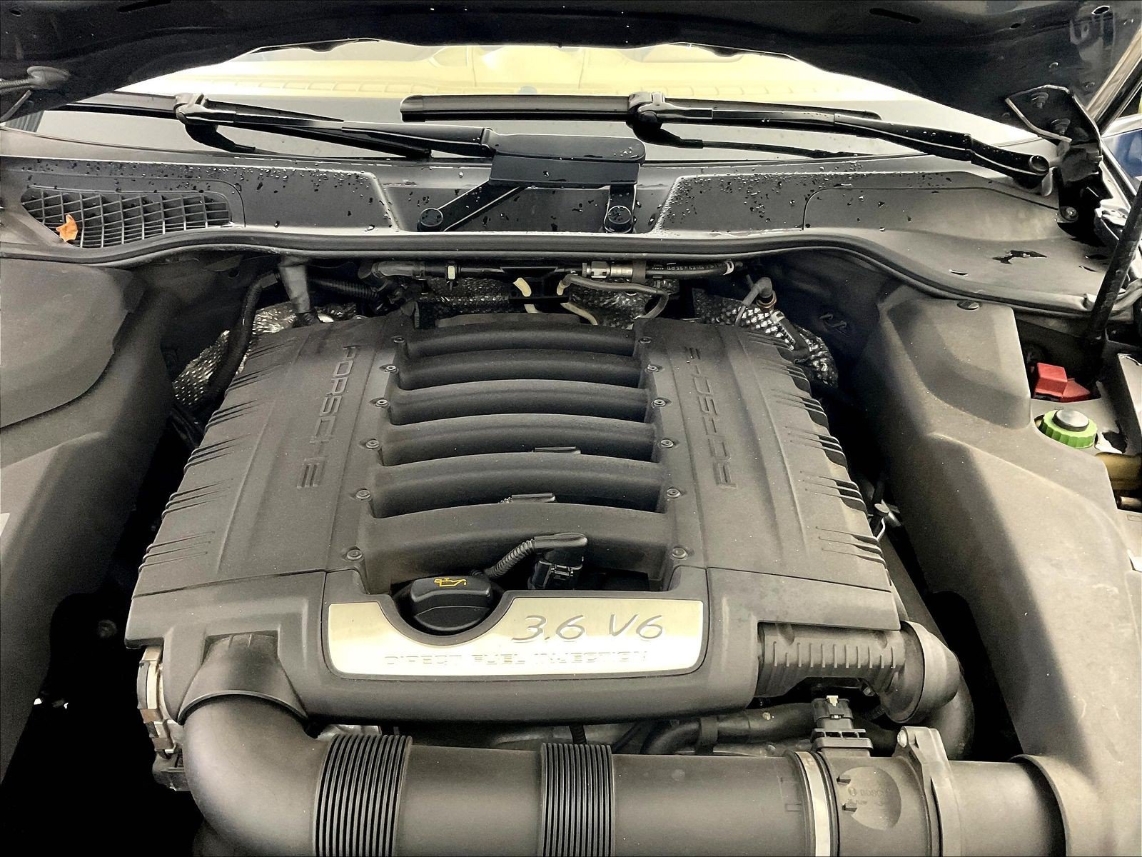 Used 2012 Porsche Cayenne AWD/4WD image 30