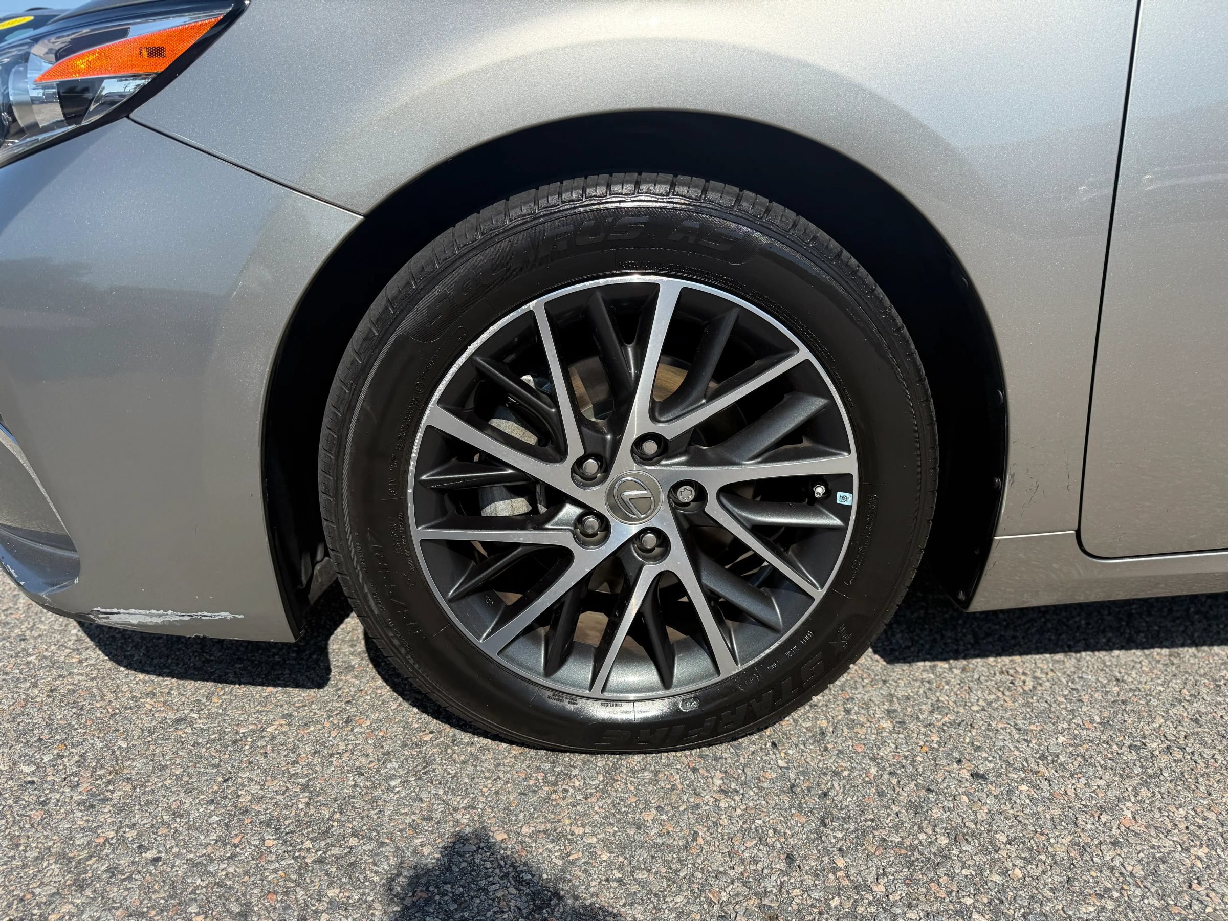 Used 2017 Lexus ES 350 w/ Luxury Package FWD image 13