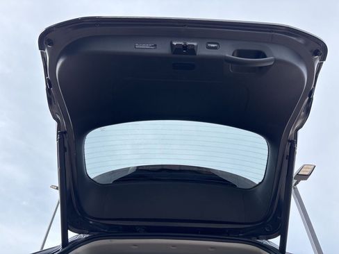 Used 2024 Kia Sportage SX image 35