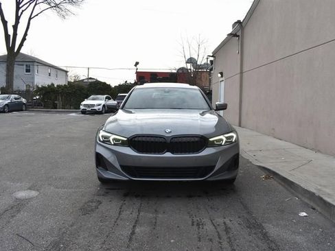 Used 2025 BMW 330i xDrive 330i xDrive image 2