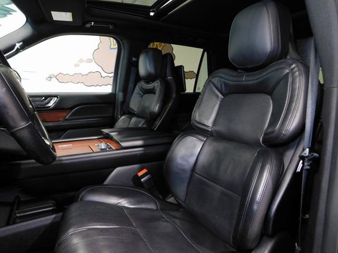Used 2021 Lincoln Navigator L Reserve image 34