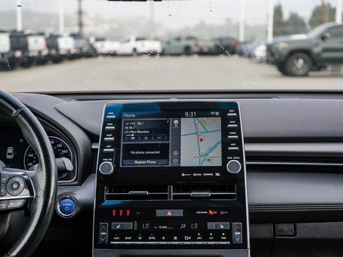 Used 2021 Toyota Avalon XSE w/ Carpet Mat Package (TMS) image 12