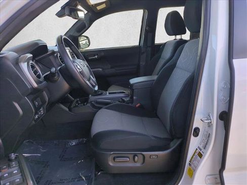 Used 2023 Toyota Tacoma TRD Sport image 16