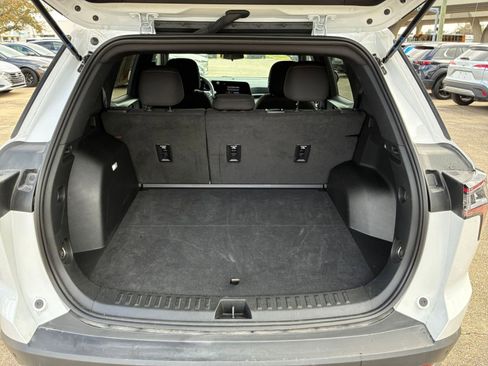 Used 2025 Chevrolet Equinox LT image 26