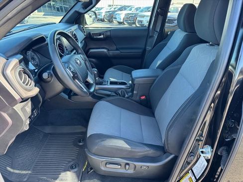 Certified 2023 Toyota Tacoma TRD Sport image 9