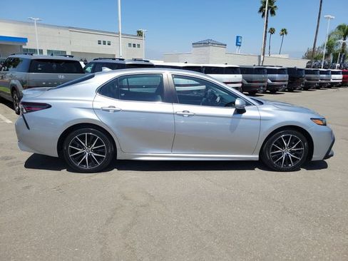 Used 2024 Toyota Camry SE FWD image 35