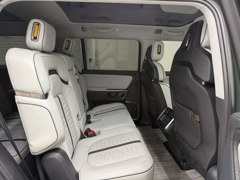 Used 2024 Rivian R1S Adventure AWD/4WD image 17
