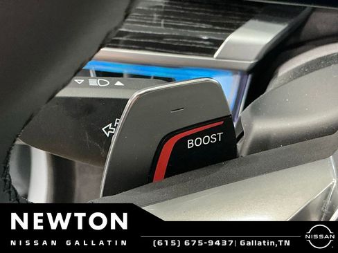 Used 2026 BMW 740i xDrive AWD/4WD image 93