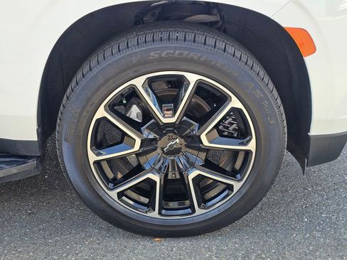Used 2021 Chevrolet Tahoe RST AWD/4WD image 10