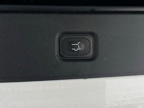 New 2025 Lincoln Navigator Reserve image 11