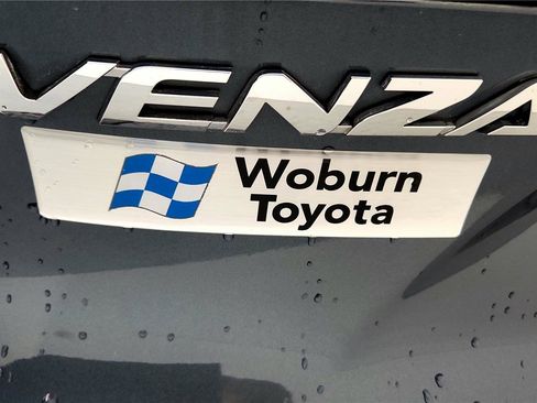 Certified 2023 Toyota Venza LE AWD/4WD image 13
