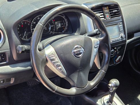 Used 2016 Nissan Versa Note SV FWD image 15