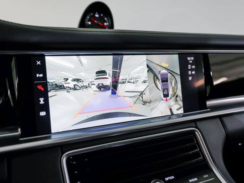 Certified 2023 Porsche Panamera Platinum Edition image 19